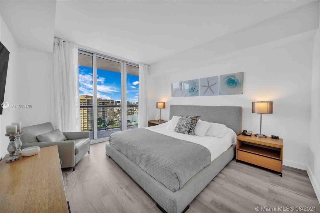 Beachwalk 1B-1B Apmt Amazing View 12A Hallandale Beach Exterior photo